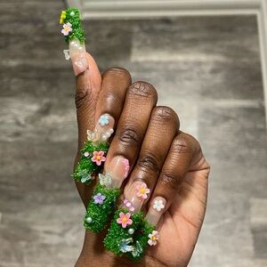 Press on nails